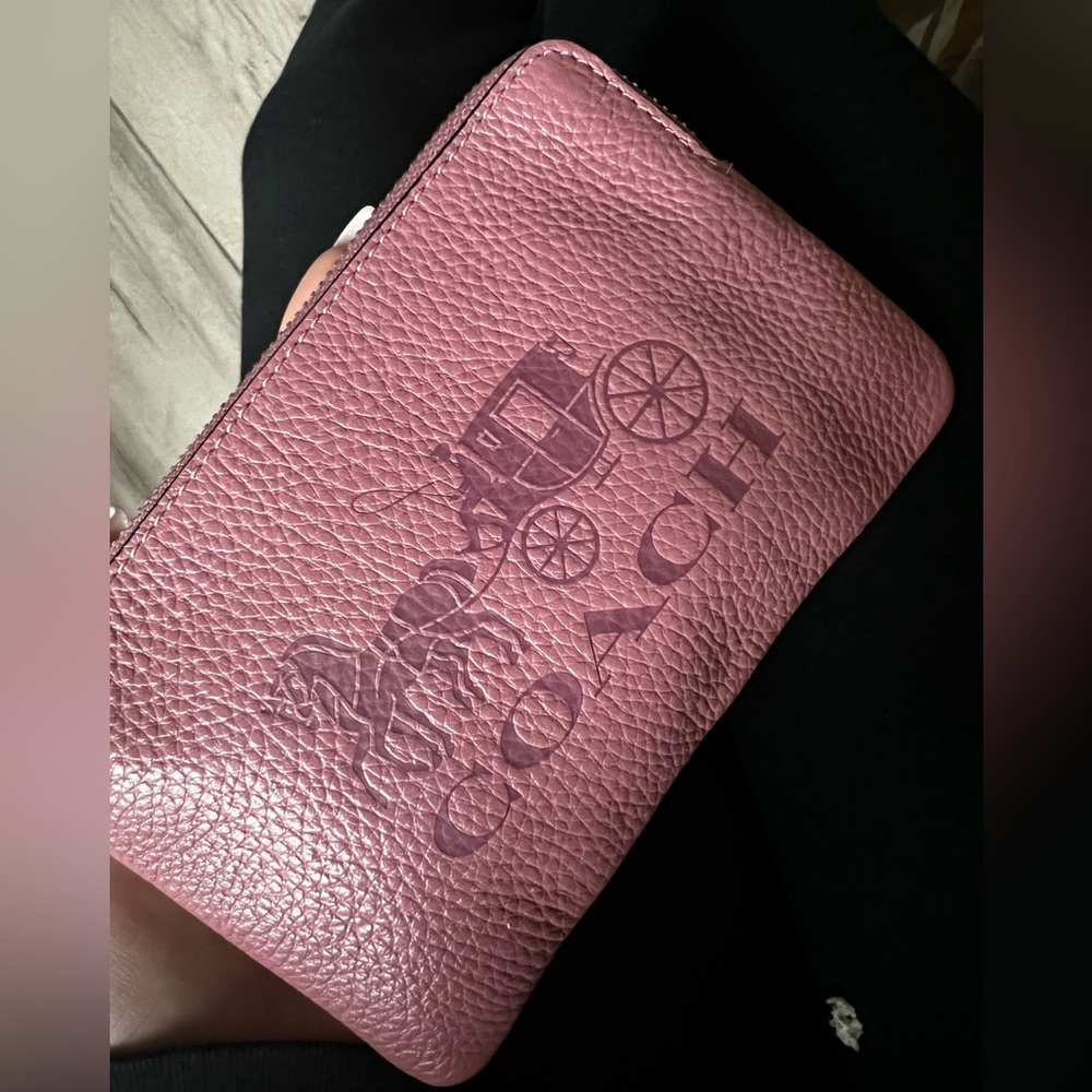 Corner Zip Wristlet In Colorblock With Horse And Carriage